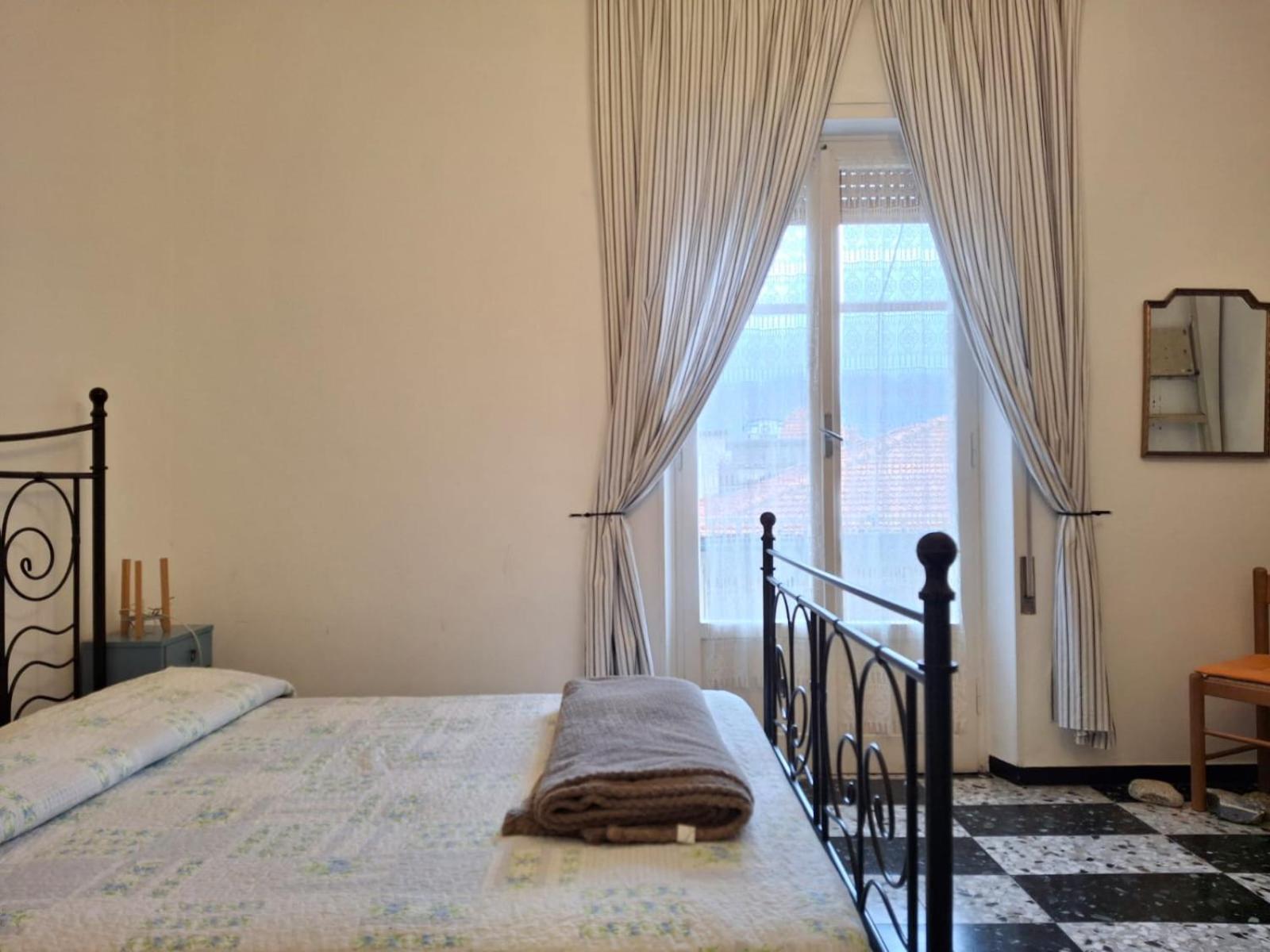 Spazioso Appartamento Vista Mare, Λεβάντο Εξωτερικό φωτογραφία
